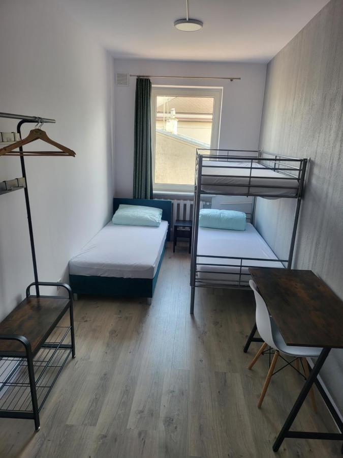 Rooms4Rest Wiertnicza - Private Rooms For Tourists - Atr Consulting Sp, Z O,O, Varşovia Exterior foto