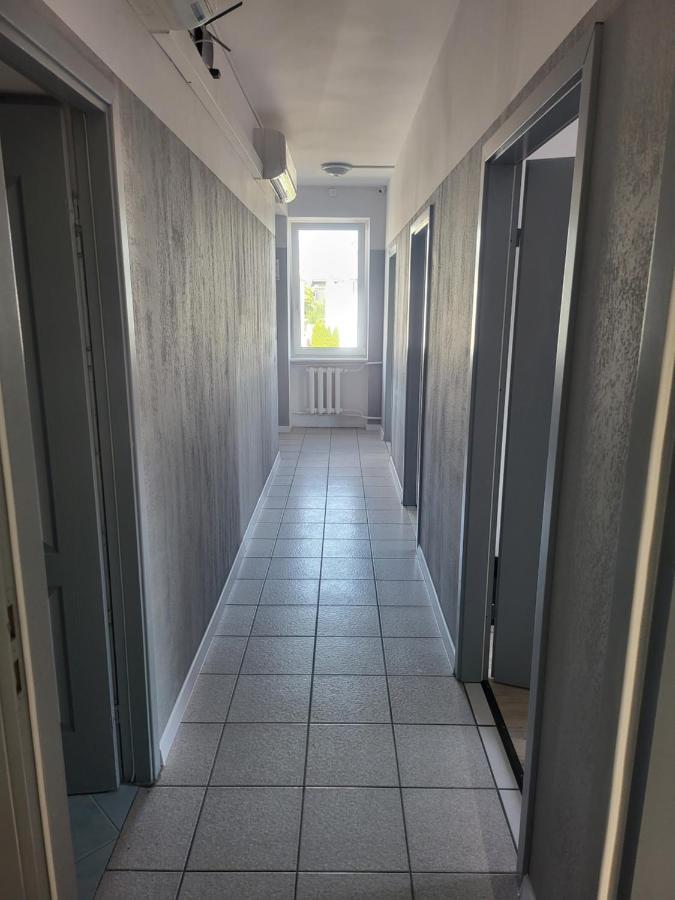 Rooms4Rest Wiertnicza - Private Rooms For Tourists - Atr Consulting Sp, Z O,O, Varşovia Exterior foto