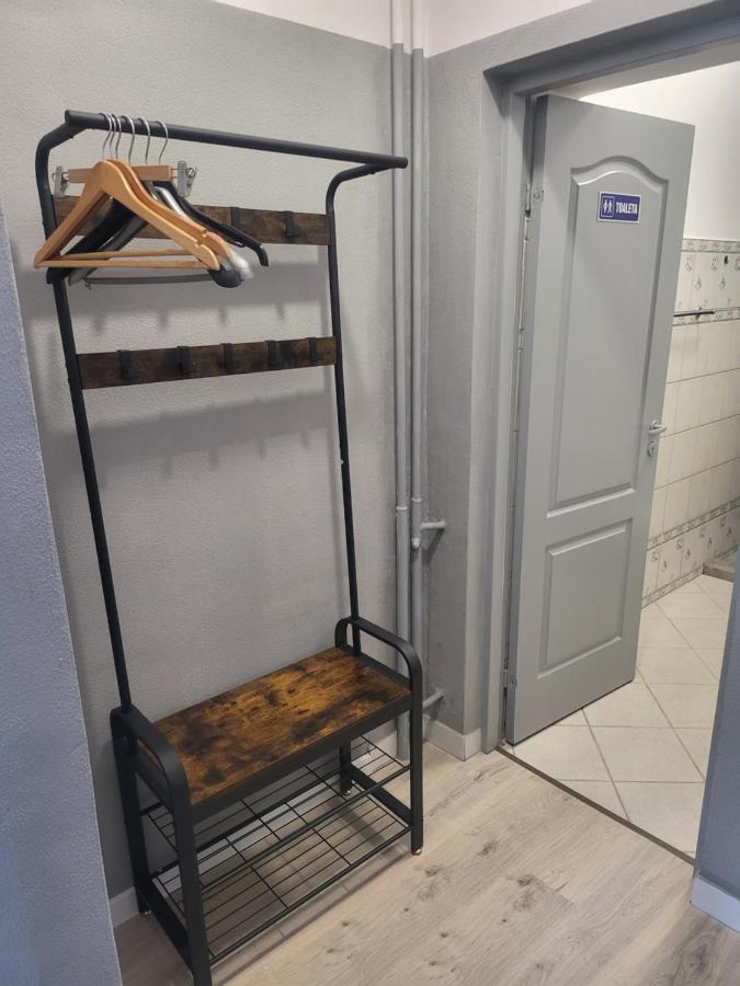 Rooms4Rest Wiertnicza - Private Rooms For Tourists - Atr Consulting Sp, Z O,O, Varşovia Exterior foto