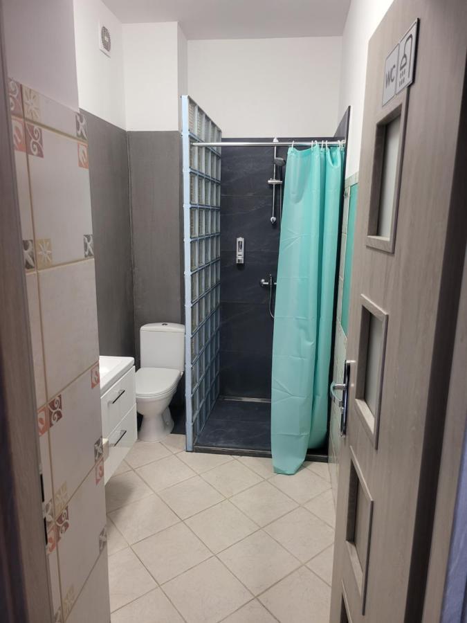 Rooms4Rest Wiertnicza - Private Rooms For Tourists - Atr Consulting Sp, Z O,O, Varşovia Exterior foto