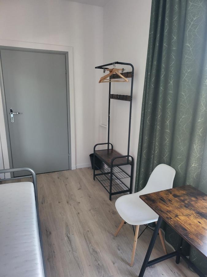 Rooms4Rest Wiertnicza - Private Rooms For Tourists - Atr Consulting Sp, Z O,O, Varşovia Exterior foto