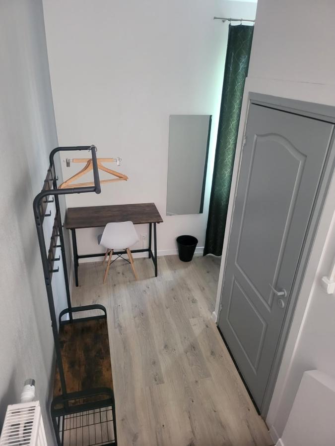 Rooms4Rest Wiertnicza - Private Rooms For Tourists - Atr Consulting Sp, Z O,O, Varşovia Exterior foto