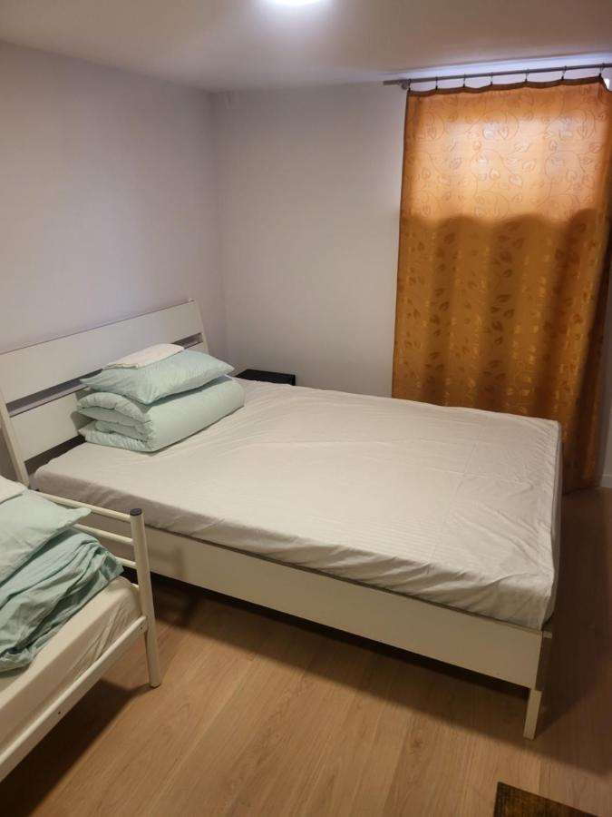 Rooms4Rest Wiertnicza - Private Rooms For Tourists - Atr Consulting Sp, Z O,O, Varşovia Exterior foto